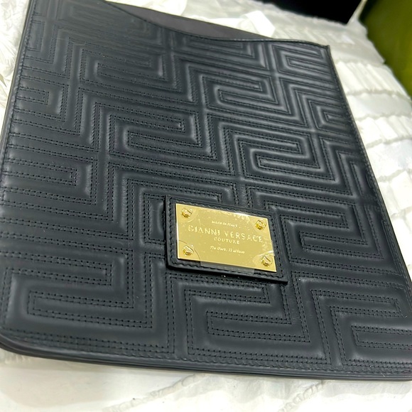 Gianni Versace Couture Black Leather iPad Tablet Sleeve Wallet Folder Case BNWT - Picture 2 of 5